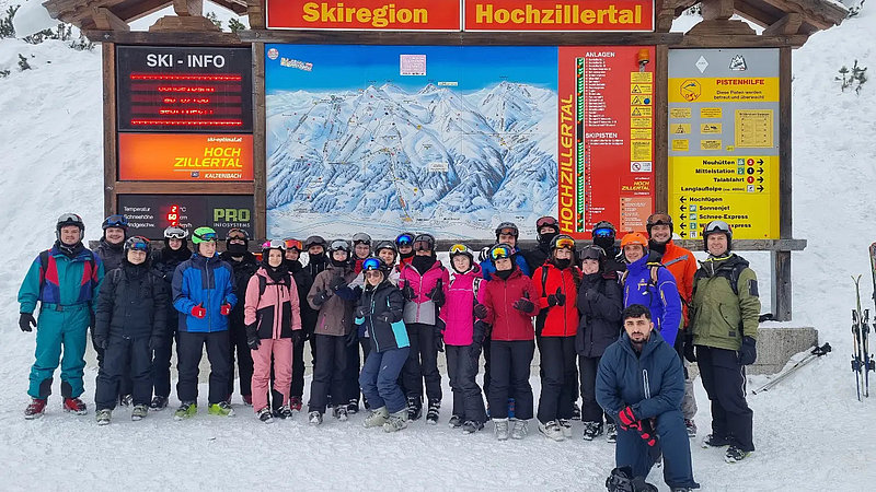 Gruppenfoto Skischulwoche  2023